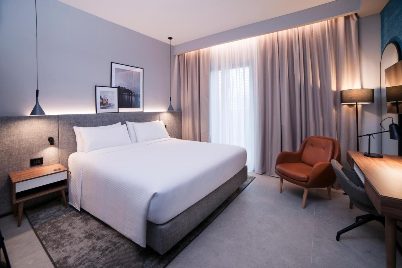 Radisson Hotel Nola Naples Luaran gambar